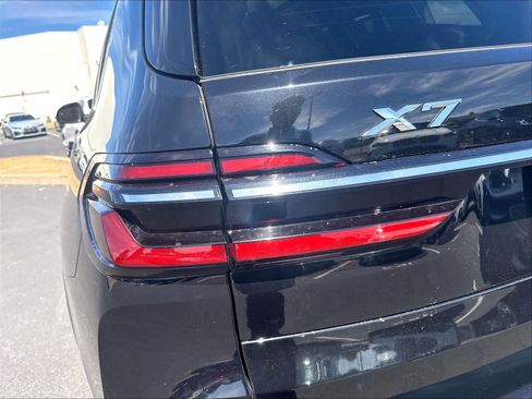 Used 2023 BMW X7 xDrive40i AWD/4WD image 26