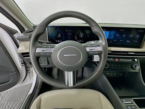 Used 2025 Hyundai Sonata SEL FWD image 11