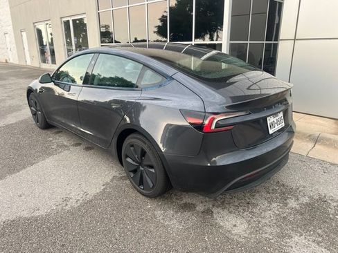 Used 2025 Tesla Model 3 Long Range RWD image 2