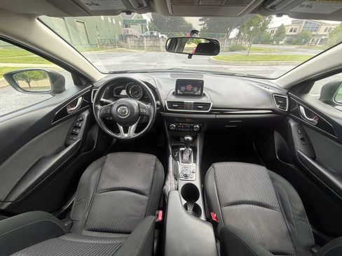 Used 2014 MAZDA MAZDA3 i Touring w/ Technology Package FWD image 15