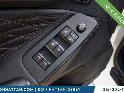 Used 2022 Toyota Avalon Limited w/ Advanced Safety Package FWD image 13