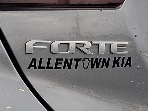 Certified 2023 Kia Forte GT-Line FWD image 29