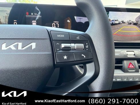 New 2026 Kia K4 FWD image 33