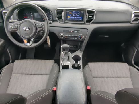 Used 2019 Kia Sportage LX image 17