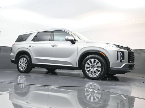 Used 2025 Hyundai Palisade SEL FWD image 22