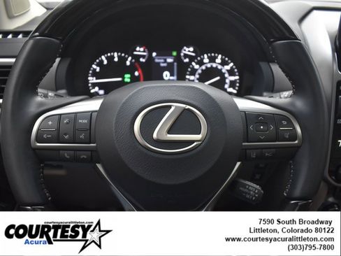 Used 2023 Lexus GX 460 Premium image 9