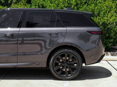 New 2026 Land Rover Range Rover Sport Dynamic SE AWD/4WD image 14