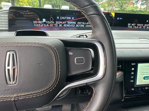 New 2026 Lincoln Navigator L Black Label AWD/4WD image 25