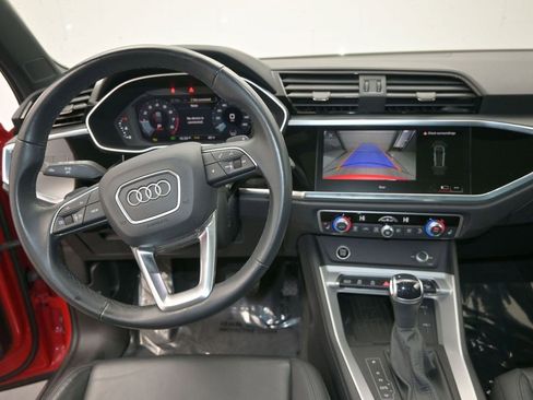 Used 2024 Audi Q3 2.0T Premium image 13