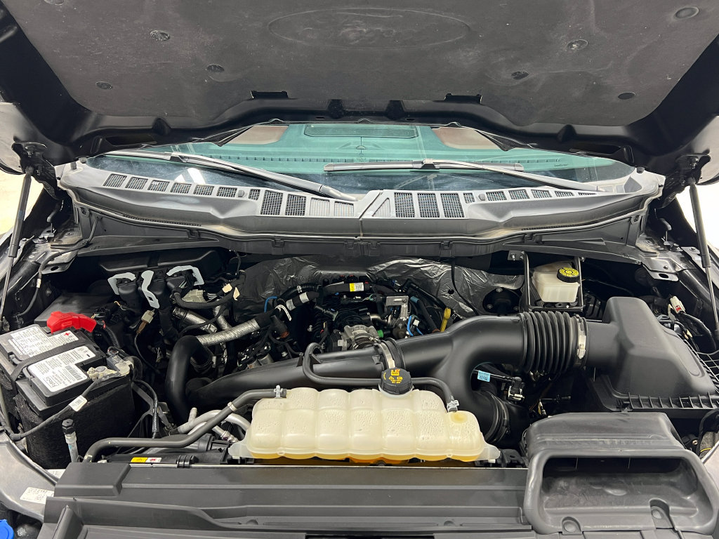Used 2023 Ford F150 Lariat w/ Equipment Group 502A High AWD/4WD image 31