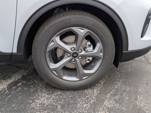 New 2025 Ford Escape ST-Line w/ Equipment Group 301A image 22