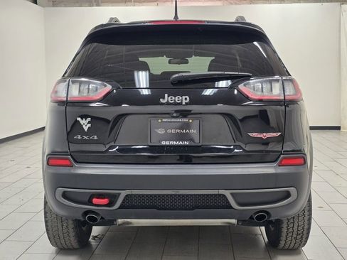 Used 2020 Jeep Cherokee Trailhawk AWD/4WD image 11