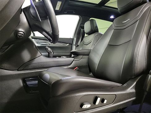 Used 2024 Cadillac XT5 Sportv w/ Technology Package image 10