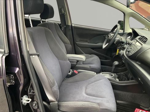 Used 2013 Honda Fit Sport image 28