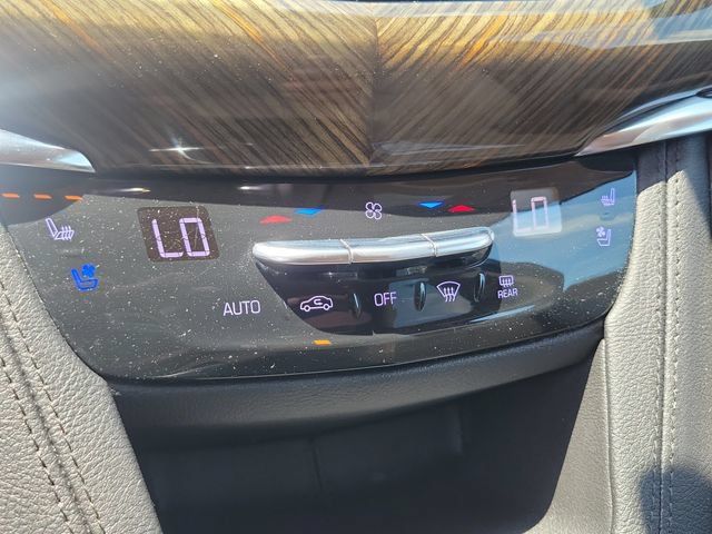 Used 2020 Cadillac XT6 Sport w/ Platinum Package AWD/4WD image 16