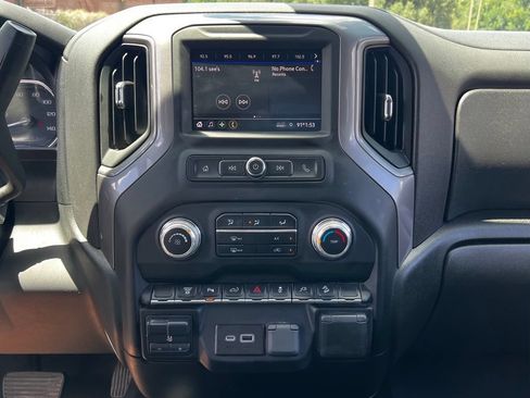 Used 2022 GMC Sierra 2500 Pro w/ Convenience Package AWD/4WD image 30
