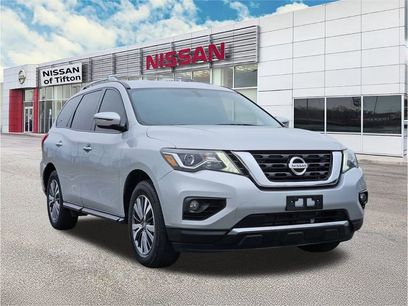 Certified 2020 Nissan Pathfinder SV
