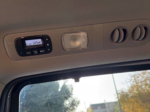 Used 2016 Honda Odyssey Touring image 28