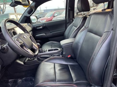 Used 2020 Toyota Tacoma TRD Pro image 8
