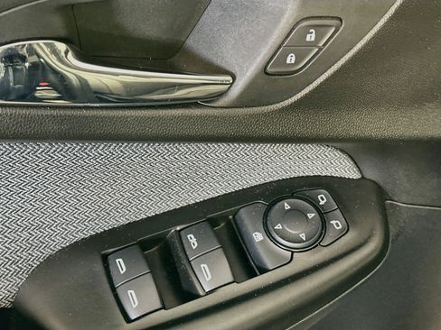 Used 2021 Chevrolet TrailBlazer LS FWD image 15