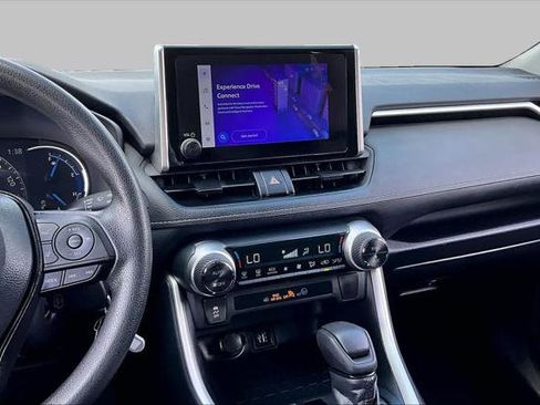 Certified 2024 Toyota RAV4 LE AWD/4WD image 7