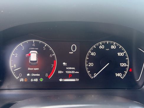 Certified 2025 Honda Pilot Touring image 16