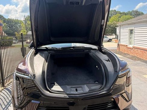Used 2025 Cadillac Escalade IQ Sport 2 AWD/4WD image 3