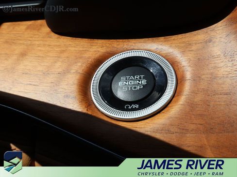Used 2021 Jeep Grand Cherokee L Summit AWD/4WD image 34