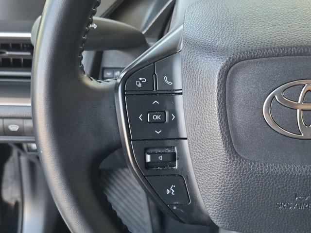 Used 2025 Toyota Prius LE FWD image 24