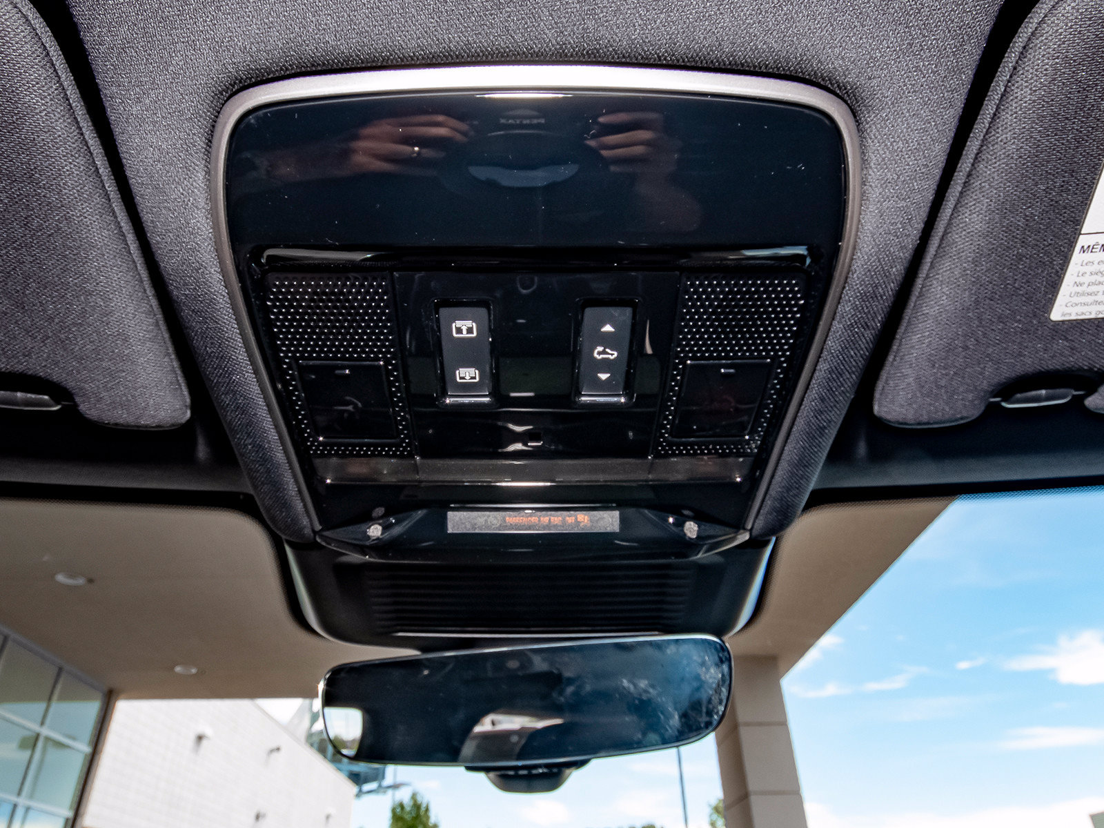 New 2026 Land Rover Range Rover Sport SE AWD/4WD image 17