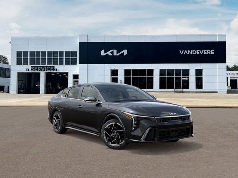 New 2025 Kia K4 GT-Line image 8