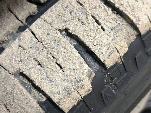 Used 2013 Chevrolet Tahoe LTZ image 26