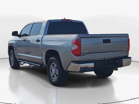 Used 2020 Toyota Tundra SR5 w/ SR5 Leather Package AWD/4WD image 8