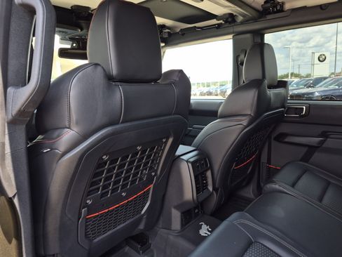 Used 2025 Ford Bronco Raptor AWD/4WD image 17