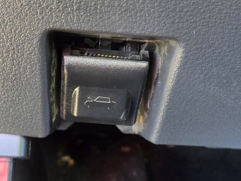 Certified 2024 MAZDA CX-90 Plug-In Hybrid w/ Preferred AWD/4WD image 30