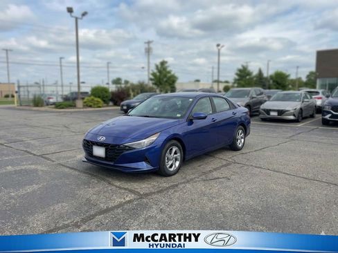 Used 2025 Hyundai Elantra SEL FWD image 1