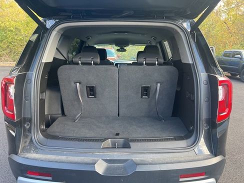 Used 2023 GMC Acadia SLE w/ Driver Convenience Package image 18