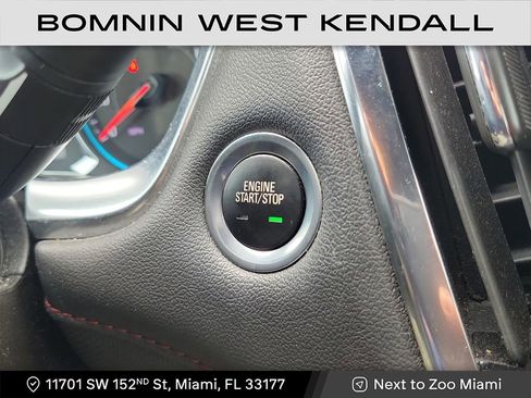 Used 2022 Chevrolet Traverse RS image 16