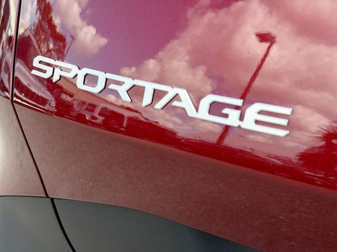 Used 2024 Kia Sportage X-Line Prestige image 11