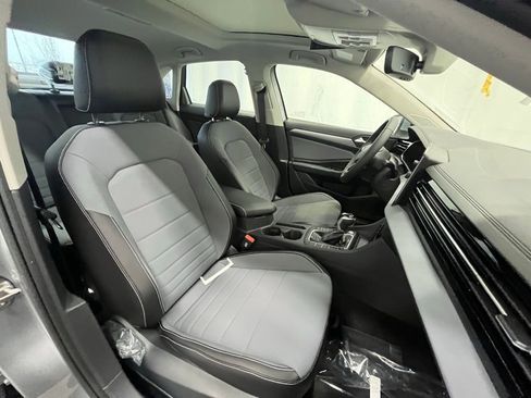 New 2026 Volkswagen Jetta SE image 12