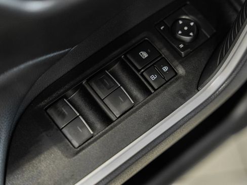 Used 2025 Toyota RAV4 XLE image 34