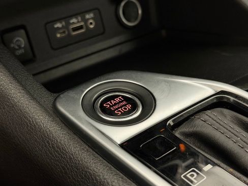 Used 2024 Nissan Sentra SV image 7