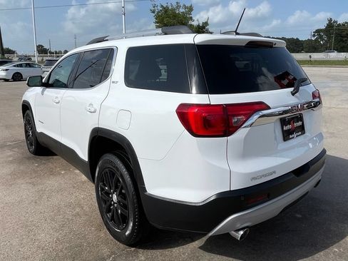 Used 2018 GMC Acadia SLT FWD image 3