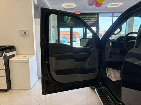 Used 2025 Ford F150 XLT w/ Equipment Group 301A Standard image 37