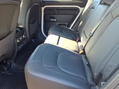 New 2026 Land Rover Defender 110 V8 image 5