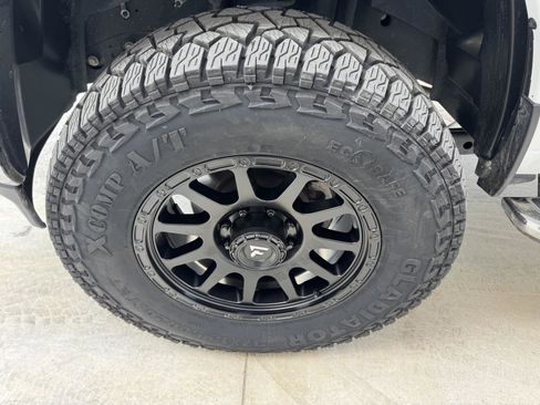 Used 2024 RAM 2500 Big Horn image 36