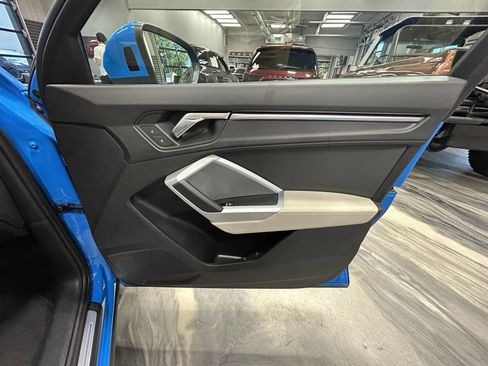 Used 2023 Audi Q3 2.0T Premium image 37