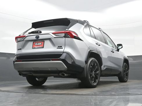Used 2023 Toyota RAV4 XSE w/ XSE Grade Weather Package AWD/4WD image 32