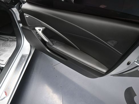 Used 2016 Chevrolet Corvette Stingray Coupe w/ Carbon Flash Badge Package image 17