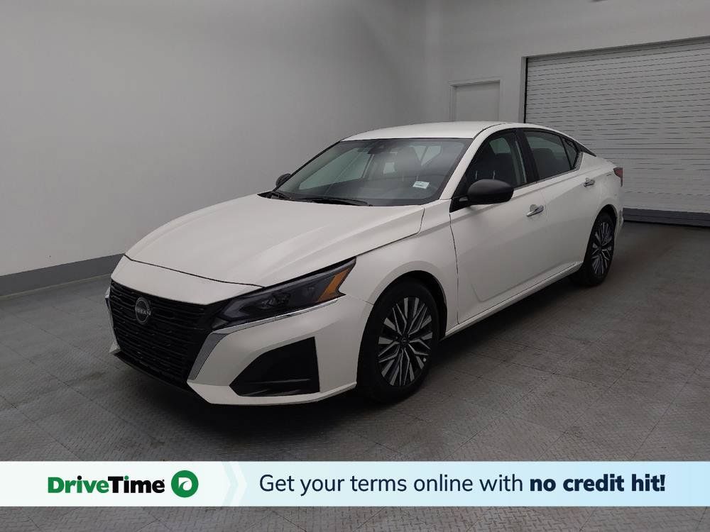 Used 2025 Nissan Altima 2.5 SV FWD image 1